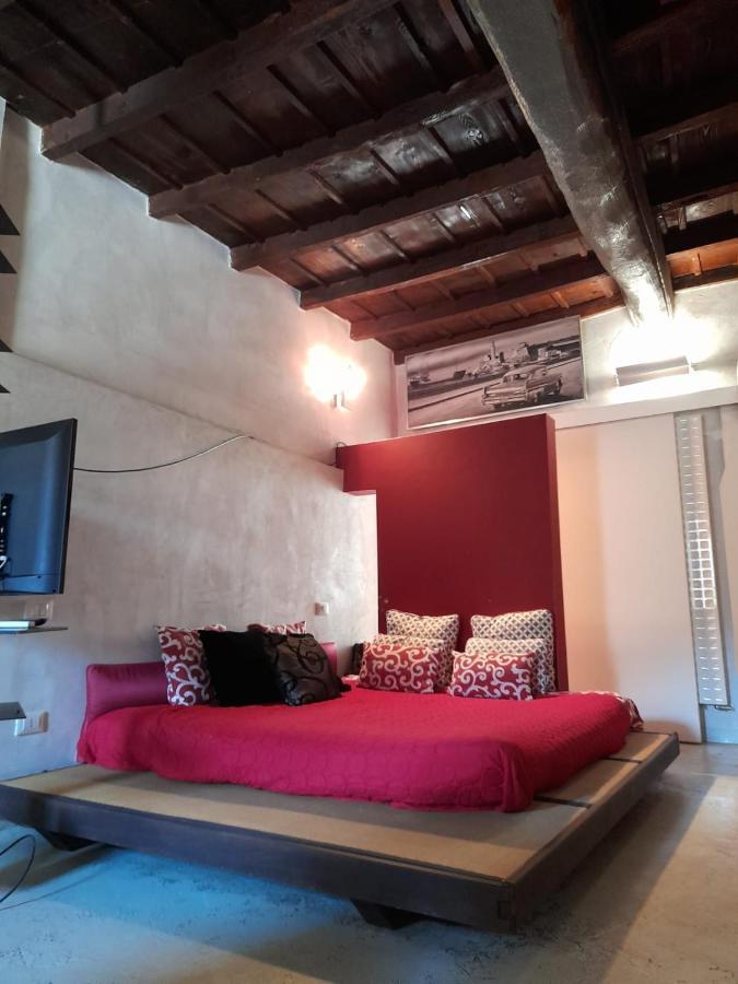 Vm Siro Comi Apartment Pavia Ngoại thất bức ảnh